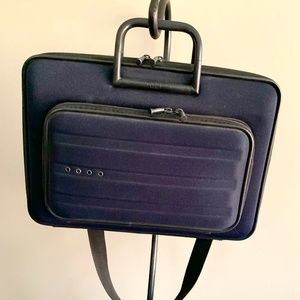 Navy Blue laptop padded carrying case w strap